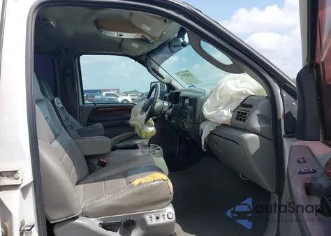 2003 Ford F-250 Lariat/Xl/Xlt из США, поврежденный, VIN 1FTNW21P73EB43465